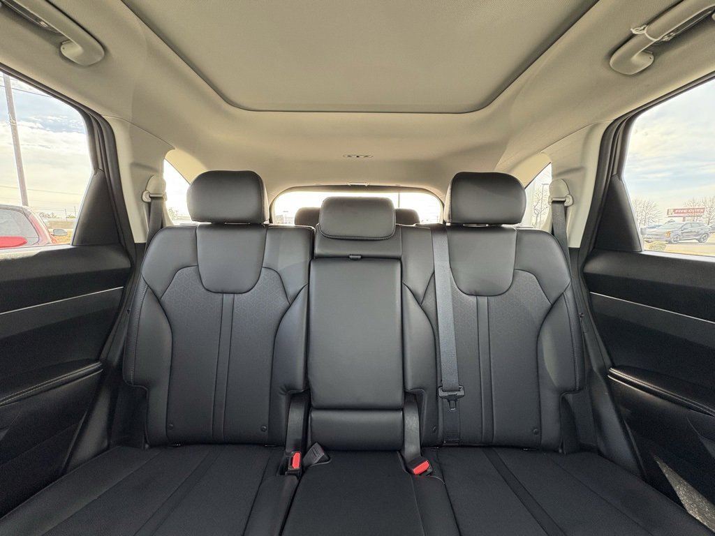 Used 2021 Kia Sorento S w/ Panoramic Sunroof Package image 30