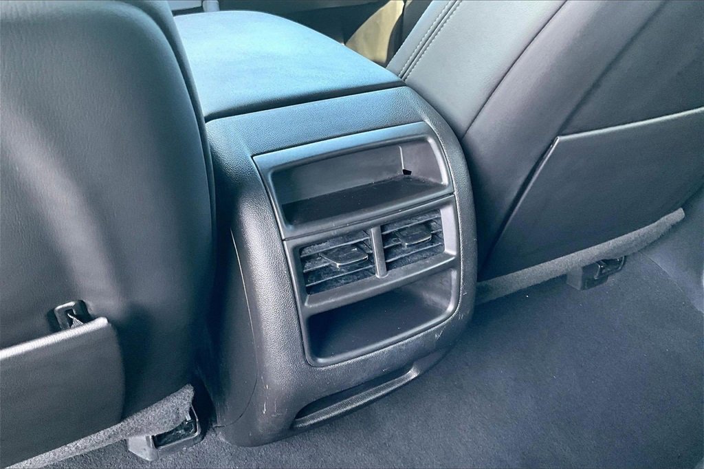 Certified 2023 Cadillac XT5 Premium Luxury w/ Technology Package image 10