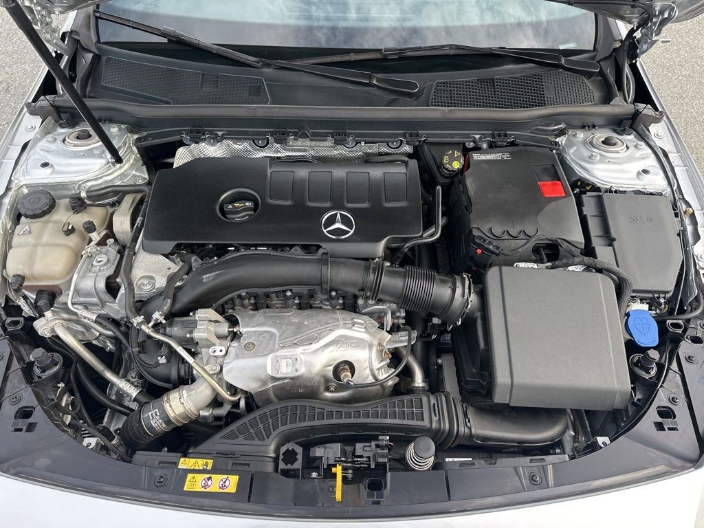 Used 2023 Mercedes-Benz CLA 250 image 31