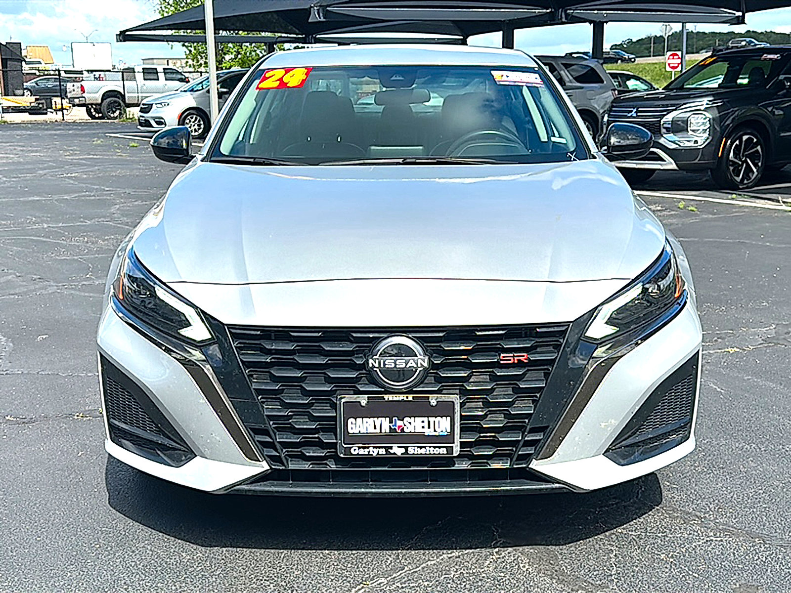 Used 2024 Nissan Altima 2.5 SR image 11