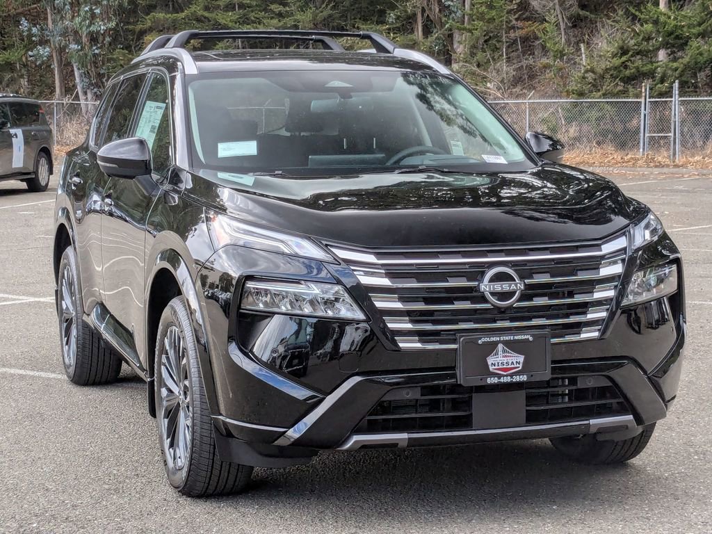 New 2026 Nissan Rogue Platinum image 3