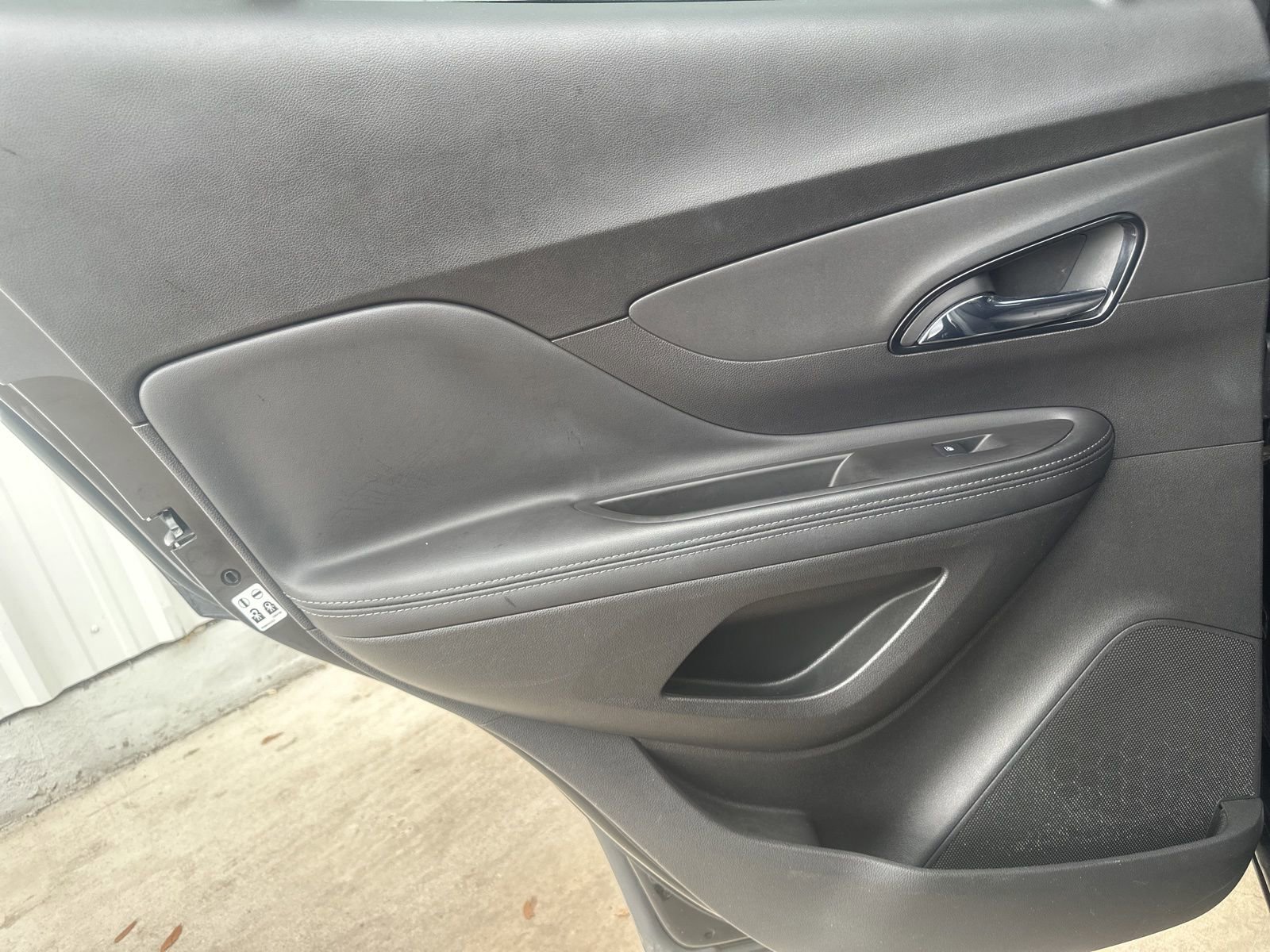 Used 2020 Buick Encore Preferred FWD image 12