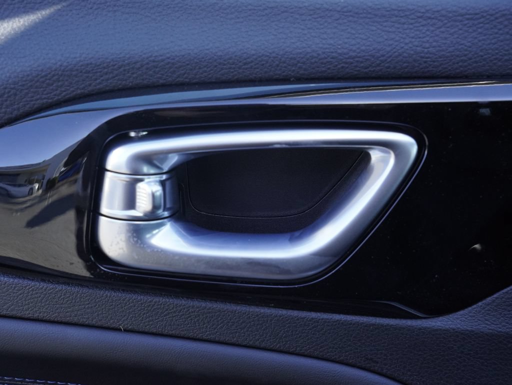 New 2026 Jeep Compass Latitude AWD/4WD image 11