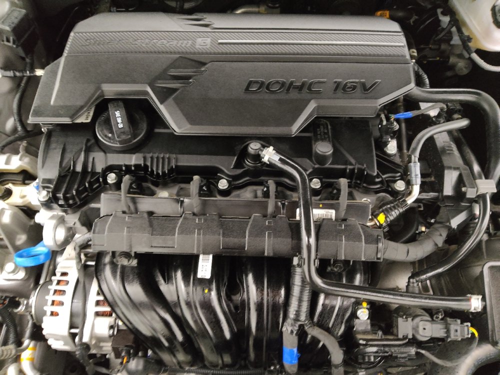 Used 2025 Hyundai Elantra Sport image 30