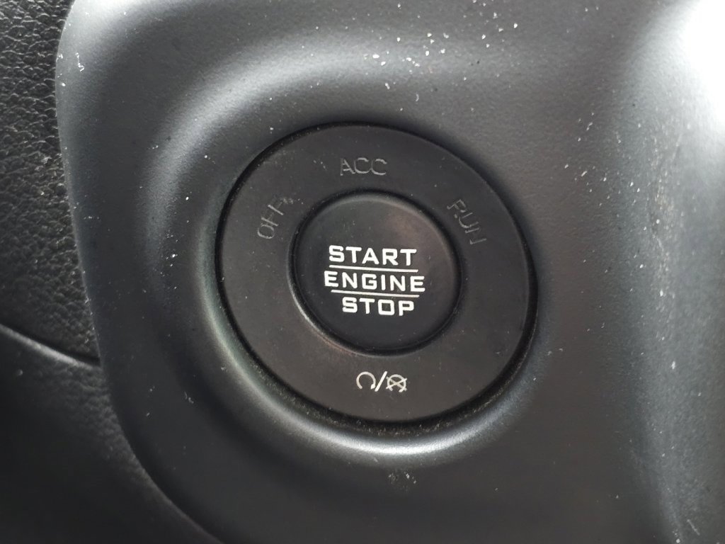 Used 2019 Jeep Wrangler Unlimited Sport image 25