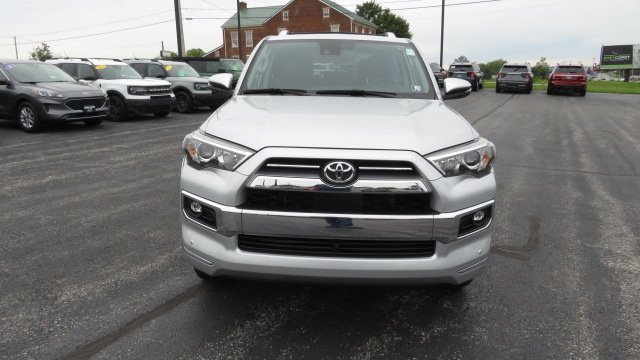 Used 2023 Toyota 4Runner Limited image 11