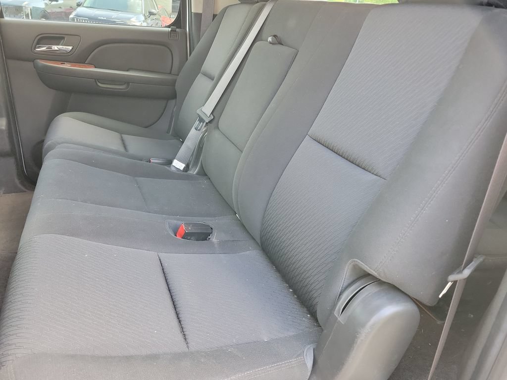 Used 2013 Chevrolet Suburban LS AWD/4WD image 14