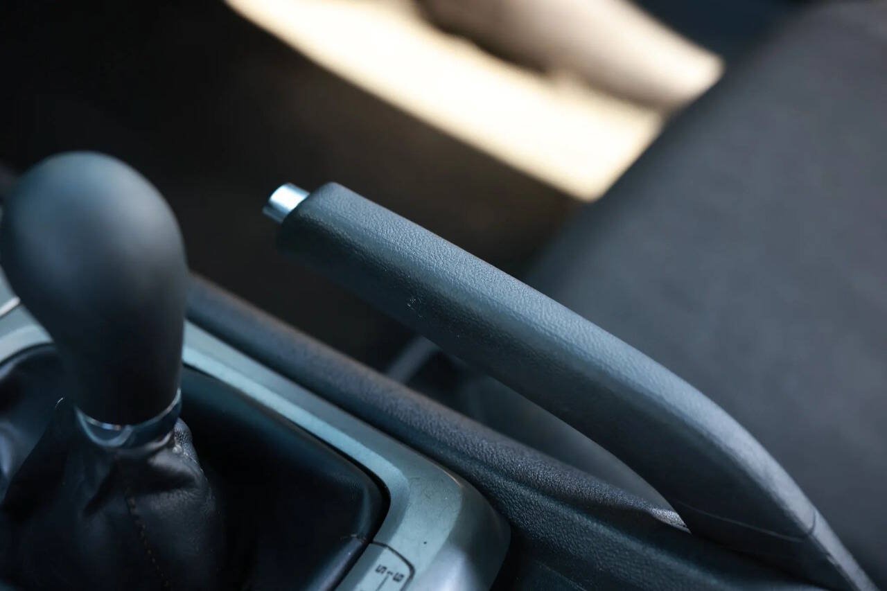 Used 2014 Chevrolet Camaro LS RWD image 23