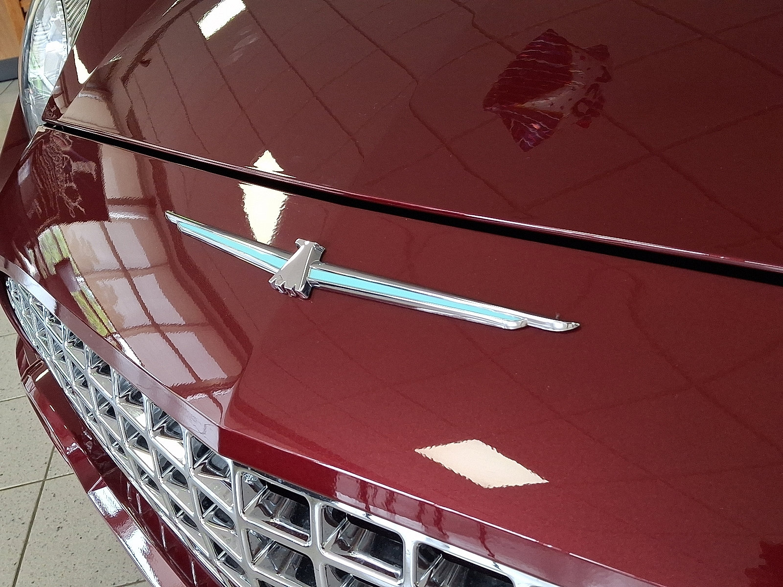 Used 2004 Ford Thunderbird image 28