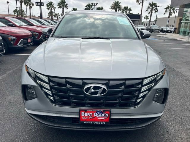Certified 2024 Hyundai Tucson SE FWD image 2