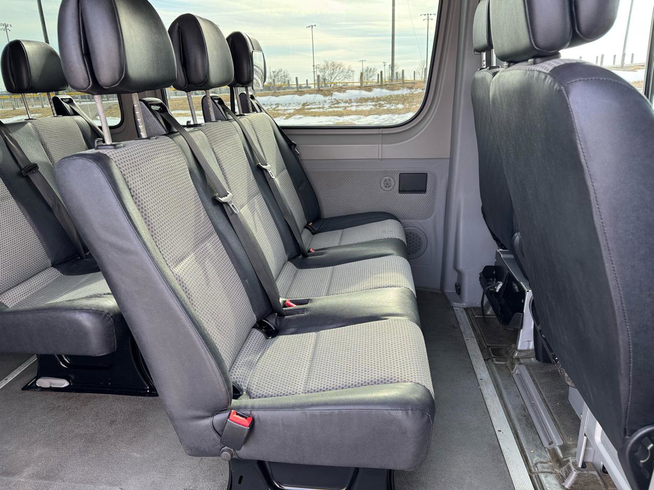 Used 2007 Dodge Sprinter 2500 w/ Cooling Group image 13