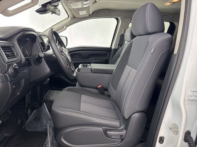 Used 2022 Nissan Titan S w/ HD Front GAWR Package image 25