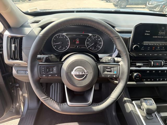 Used 2025 Nissan Pathfinder SL w/ Cargo Package image 36