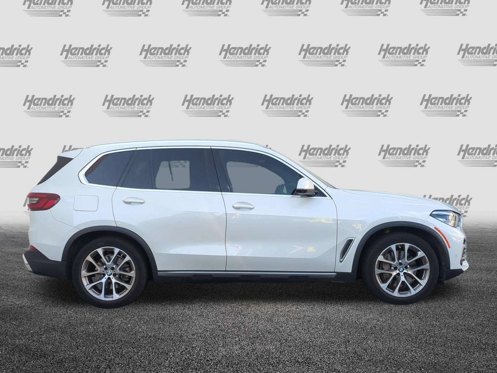 Used 2021 BMW X5 xDrive45e w/ Premium Package AWD/4WD image 11
