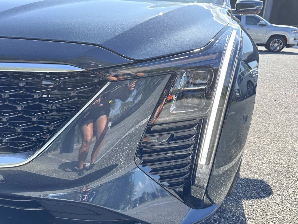 New 2026 Cadillac CT5 Premium Luxury w/ Platinum Package RWD image 9