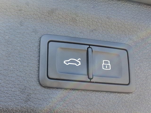 Used 2024 Audi Q3 2.0T Premium AWD/4WD image 30
