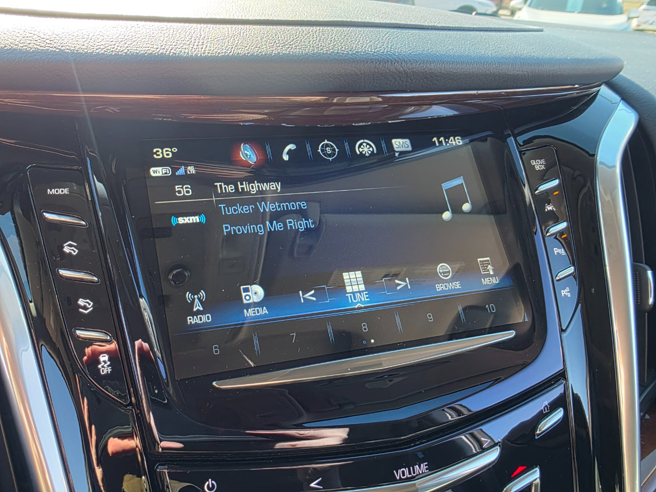 Used 2020 Cadillac Escalade Luxury image 11