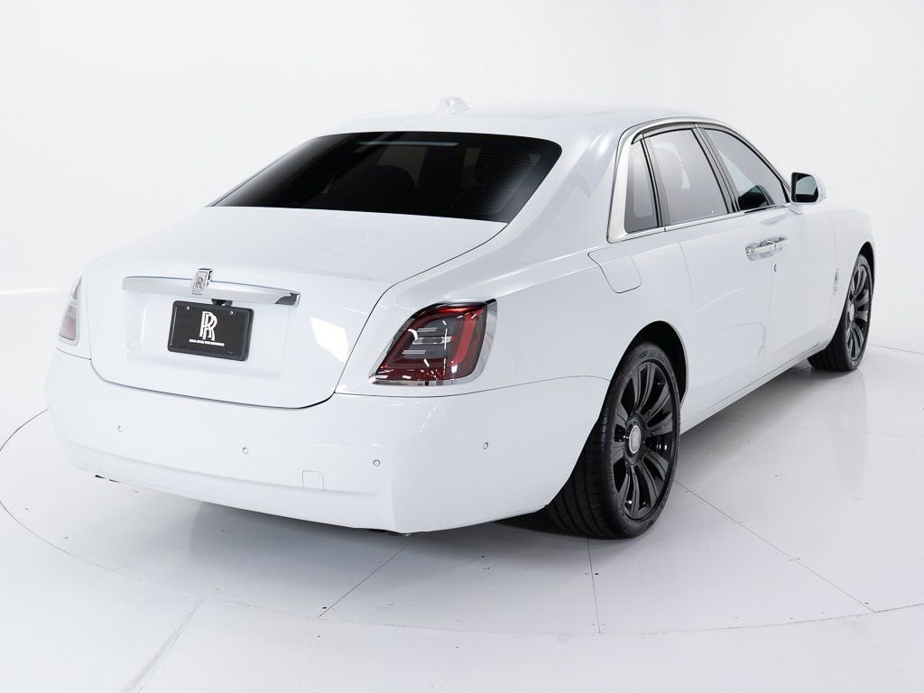 Certified 2022 Rolls-Royce Ghost w/ Ghost Package AWD/4WD image 5