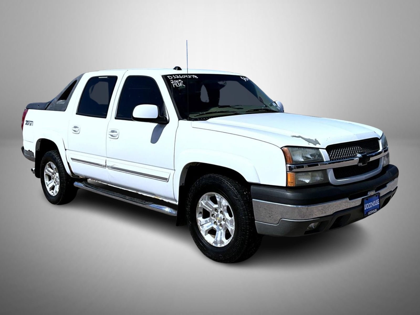 Used 2005 Chevrolet Avalanche Z71 w/ Sun And Sound Package AWD/4WD image 3