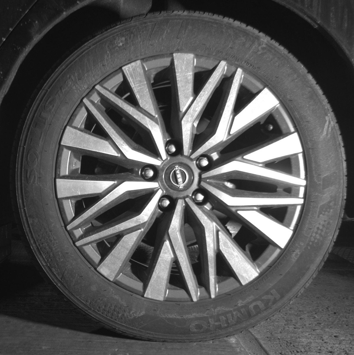 Used 2025 Nissan Altima 2.5 SV image 14