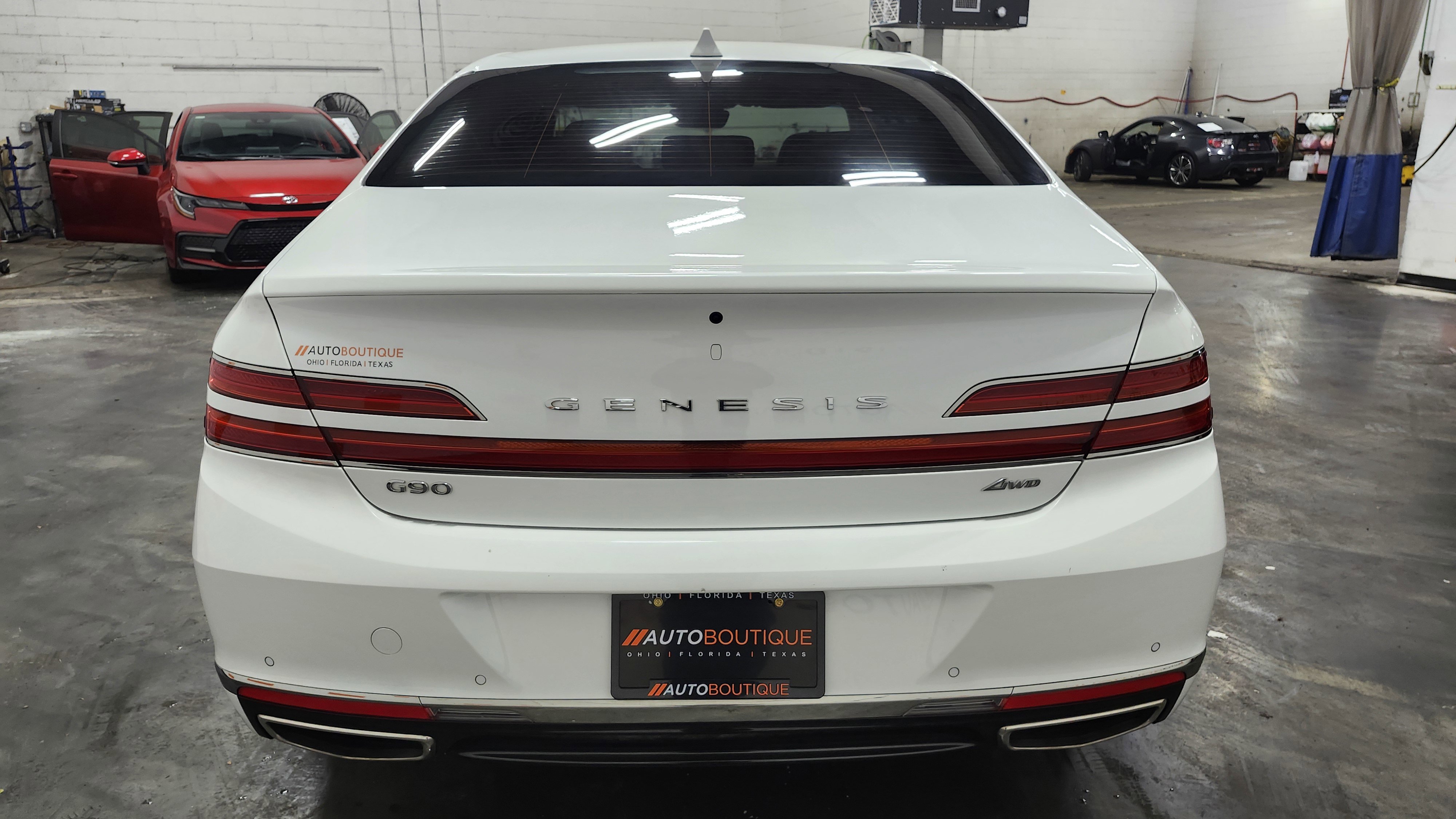 Used 2021 Genesis G90 3.3T Premium image 19