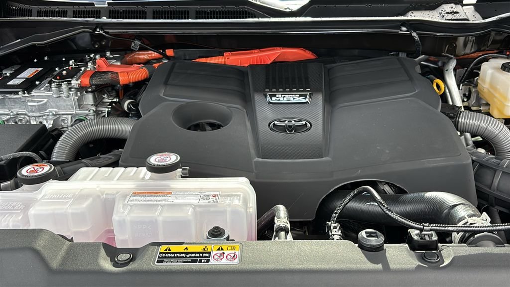 New 2026 Toyota Sequoia Platinum AWD/4WD image 32