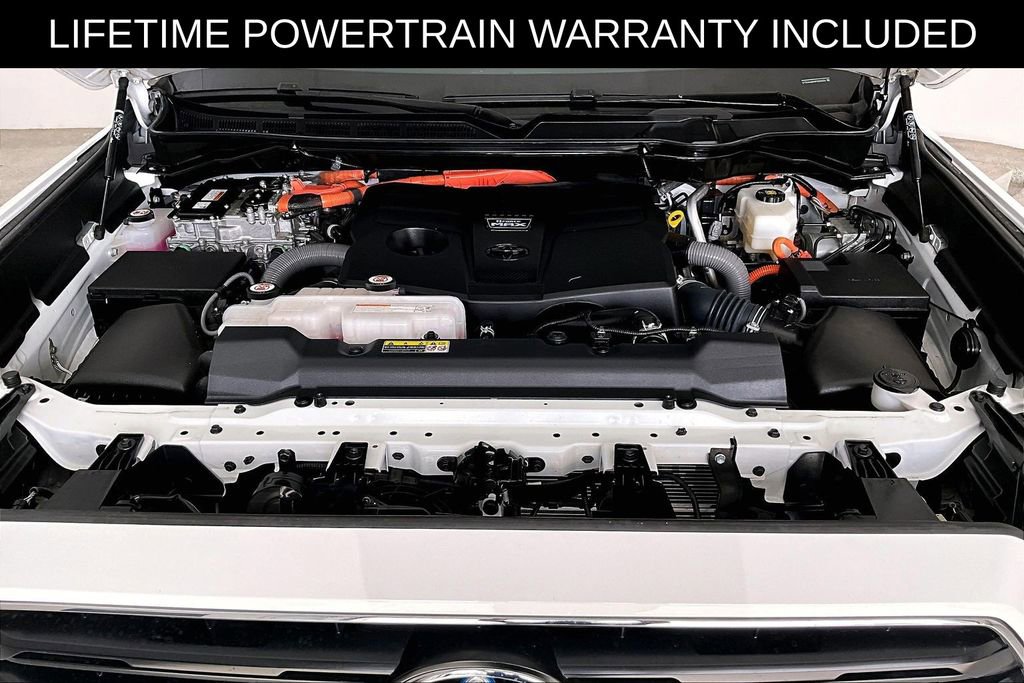 Used 2023 Toyota Sequoia SR5 w/ SR5 Premium Package AWD/4WD image 11
