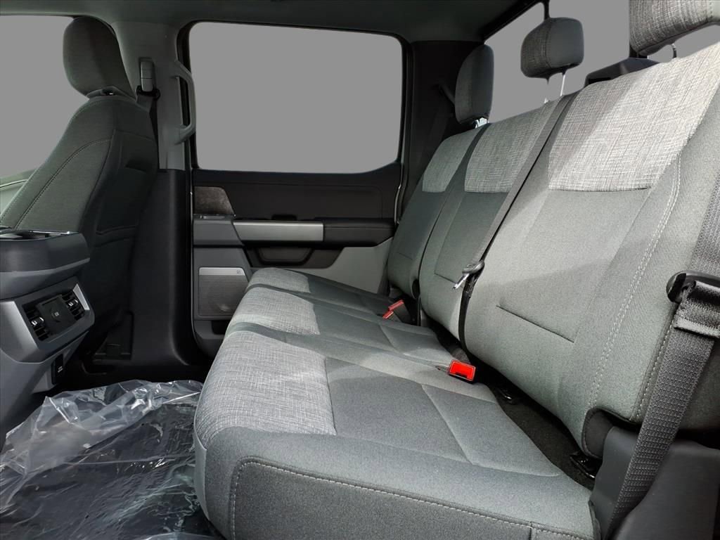 New 2026 Ford F350 XLT w/ XLT Premium Package image 4