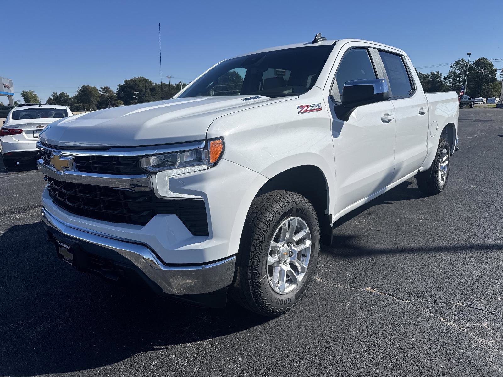 New 2026 Chevrolet Silverado 1500 LT w/ Z71 Off-Road Package image 1