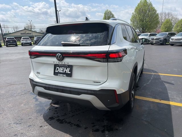 New 2026 Volkswagen Tiguan SE image 6