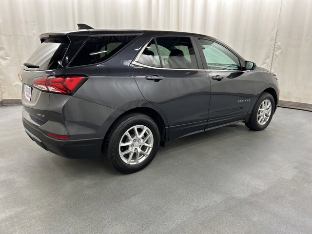 Used 2022 Chevrolet Equinox LT image 4