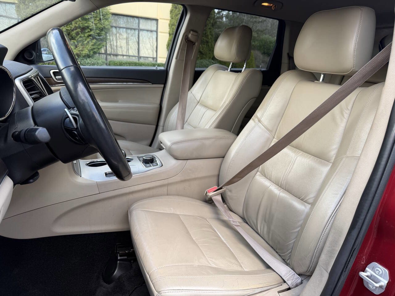 Used 2015 Jeep Grand Cherokee Limited image 11