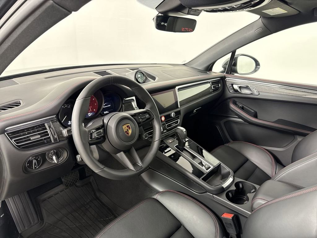 New 2026 Porsche Macan GTS AWD/4WD image 4