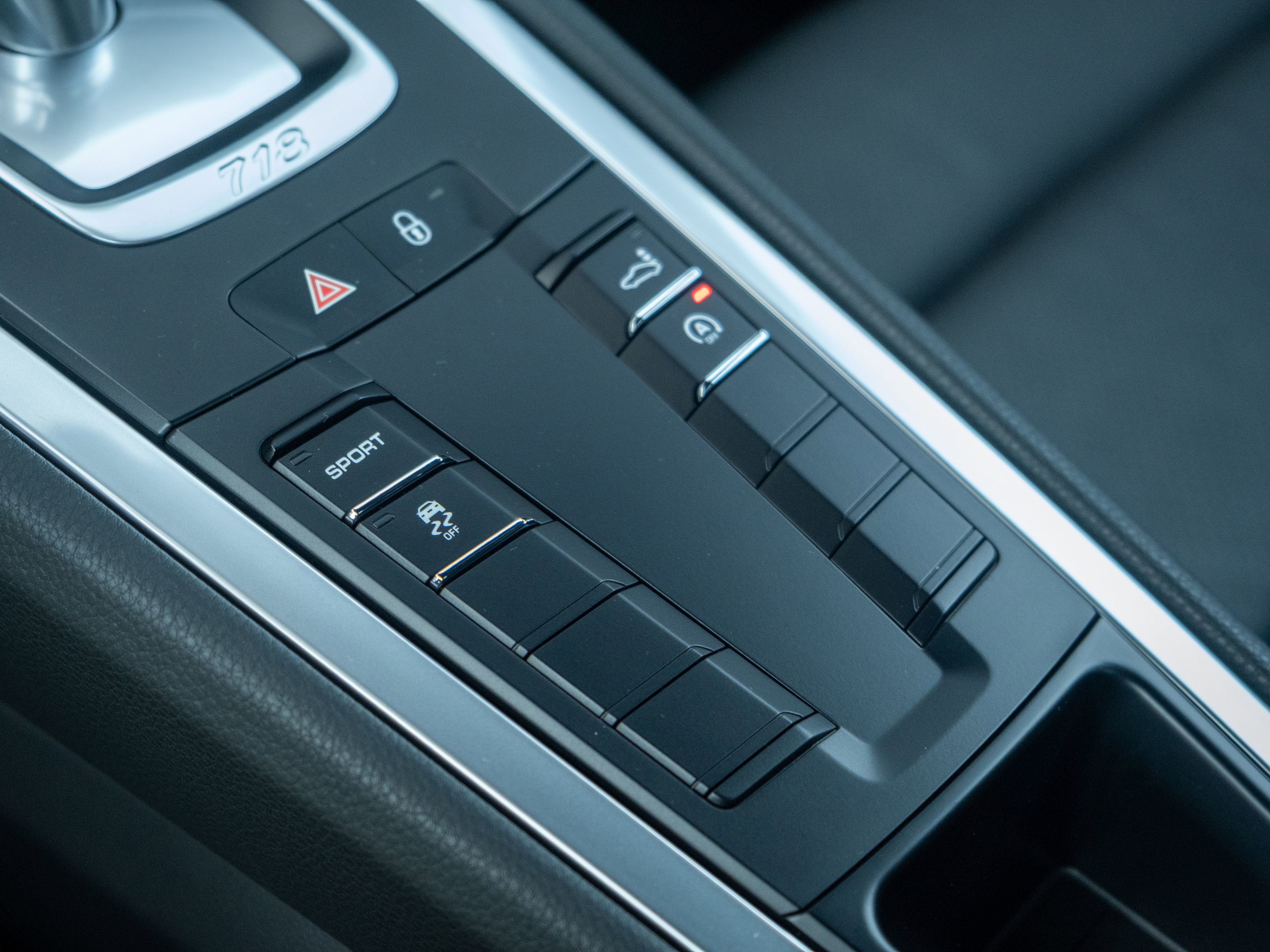 Certified 2018 Porsche 718 Cayman image 26