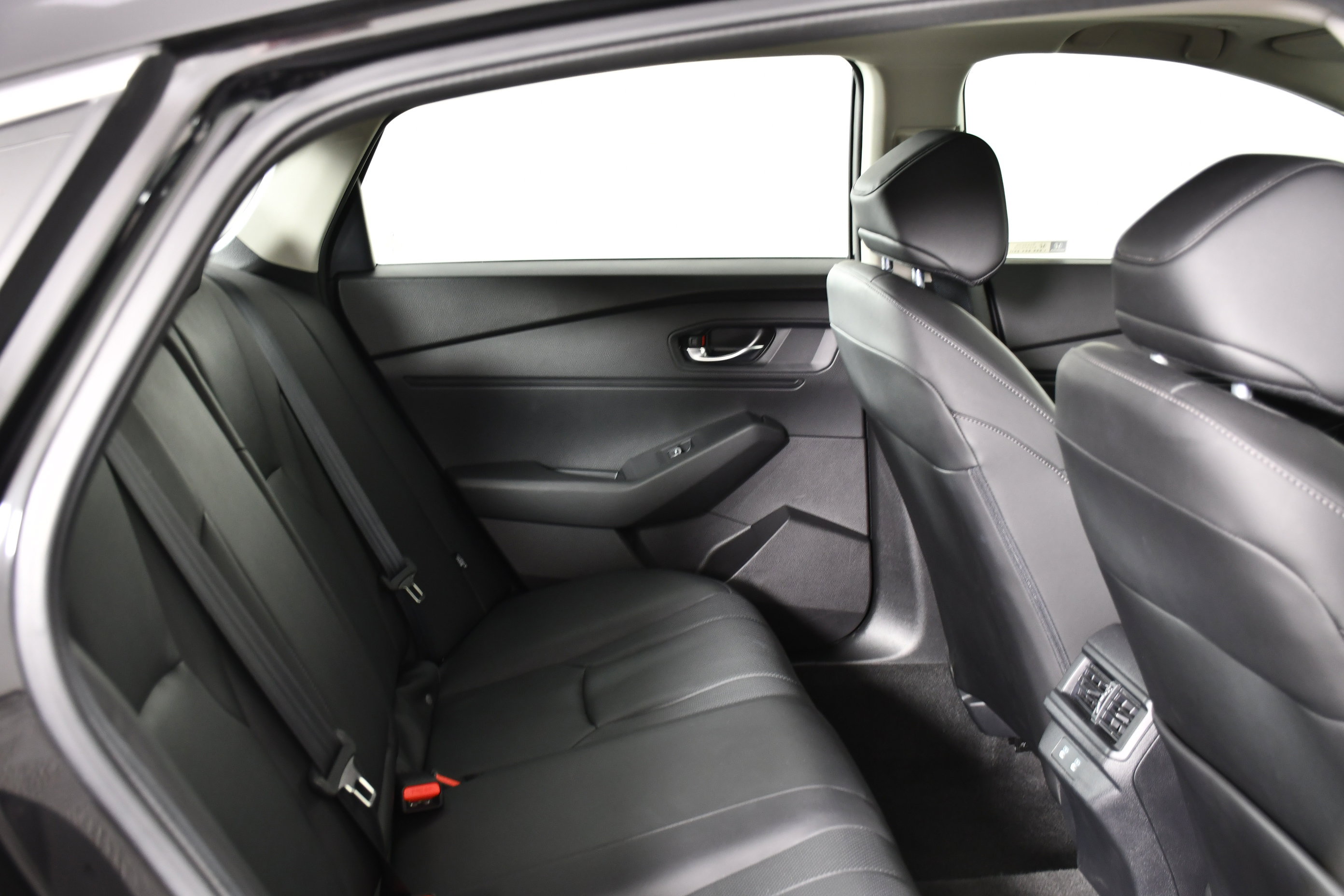 Used 2025 Honda Accord EX-L image 38