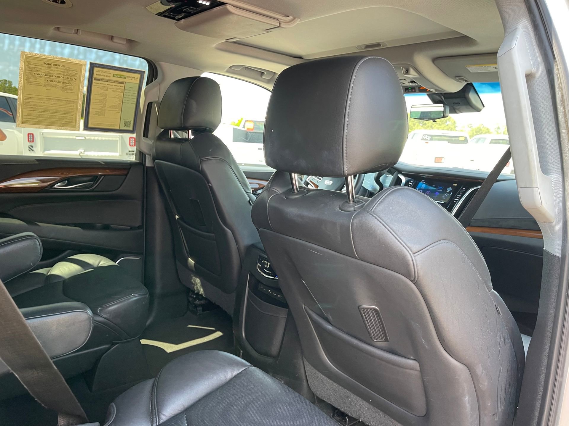 Used 2018 Cadillac Escalade Premium Luxury w/ LPO, Radiant Package image 26