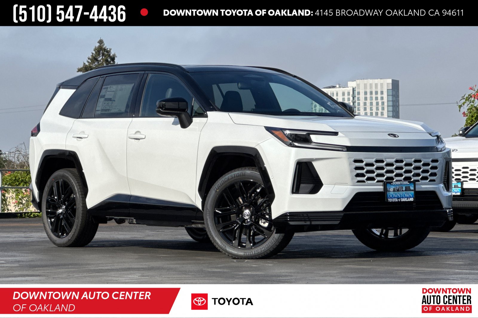New 2026 Toyota RAV4 XSE w/ Panoramic Sun Roof Package