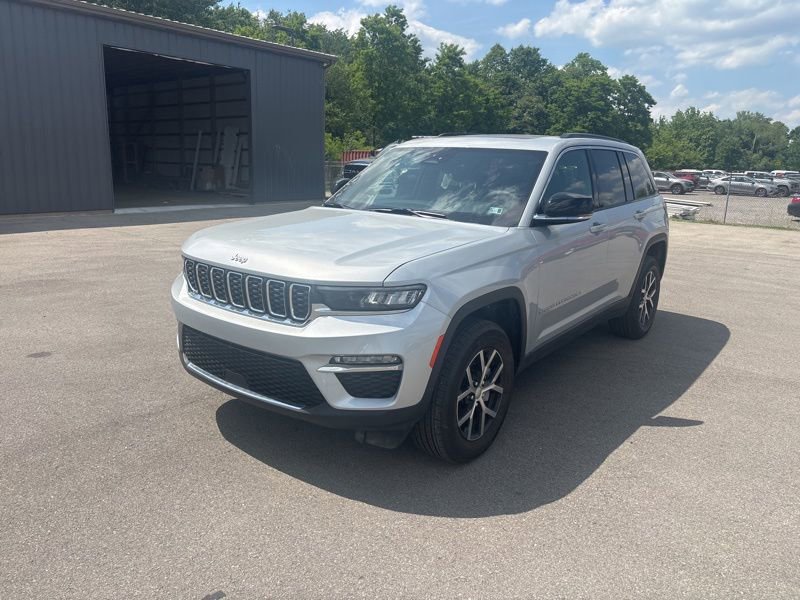 New 2025 Jeep Grand Cherokee Limited AWD/4WD image 7