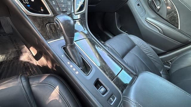 Used 2015 Buick LaCrosse Leather FWD image 29