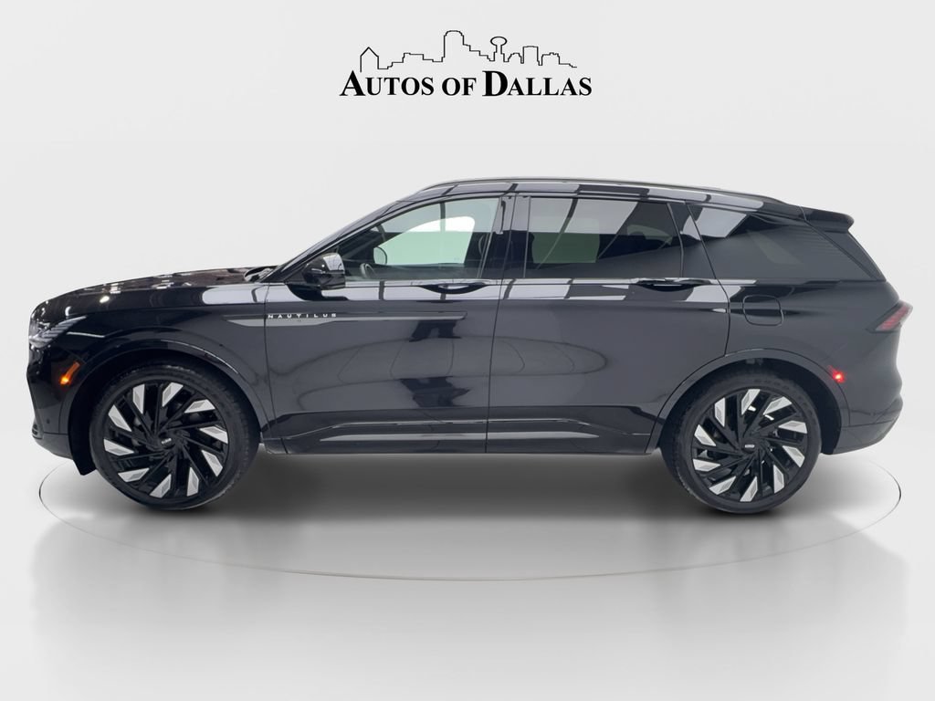 Used 2024 Lincoln Nautilus Reserve w/ Equipment Group 203A AWD/4WD image 5