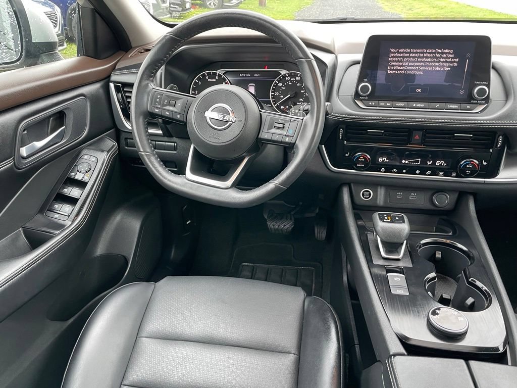 Certified 2023 Nissan Rogue SV w/ SV Premium B Package AWD/4WD image 11