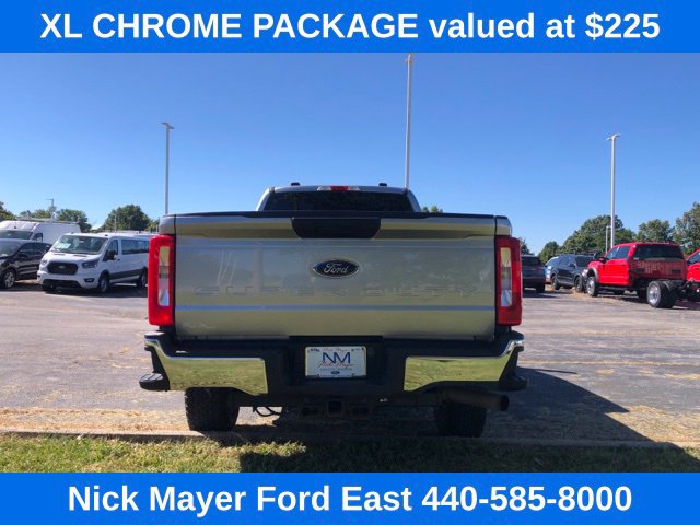 Certified 2023 Ford F250 XL w/ XL Chrome Package AWD/4WD image 4