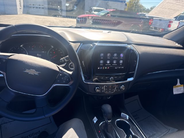 Used 2023 Chevrolet Traverse LT AWD/4WD image 12