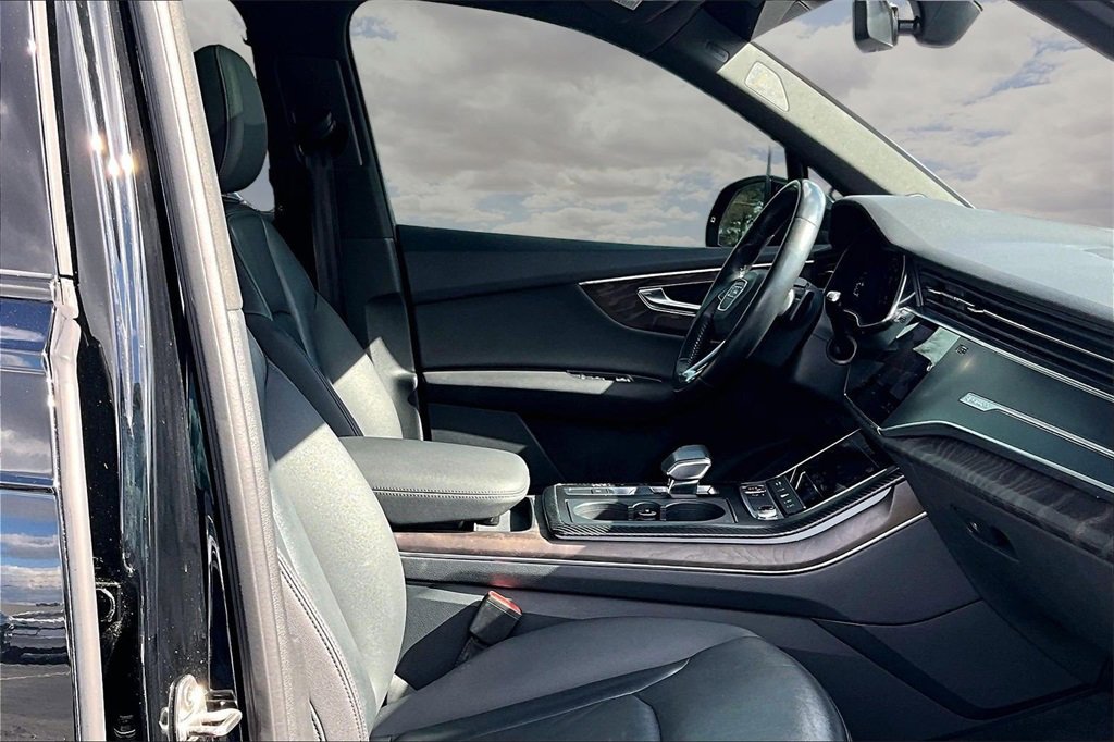 Used 2020 Audi Q7 3.0T Premium Plus image 29