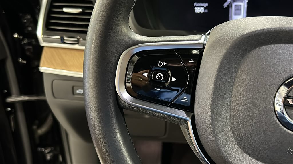 Certified 2023 Volvo XC90 B6 Plus w/ Protection Package Premier AWD/4WD image 13