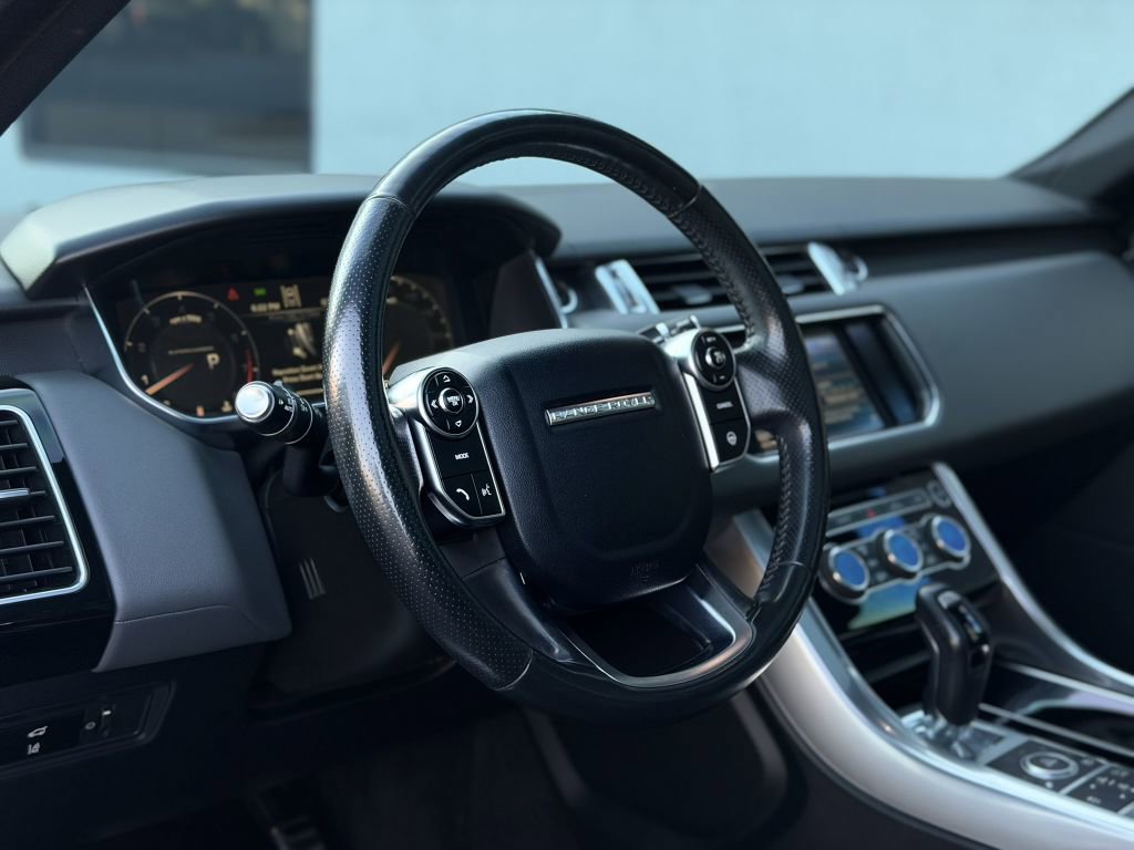 Used 2015 Land Rover Range Rover Sport Supercharged image 16