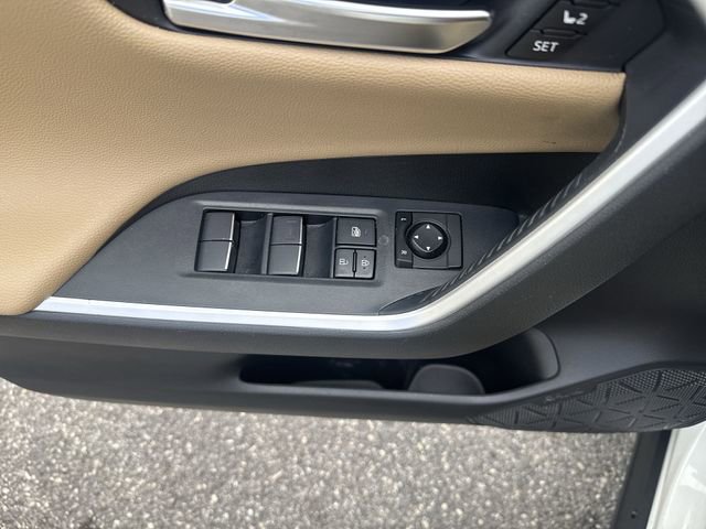 Used 2020 Toyota RAV4 Limited AWD/4WD image 28