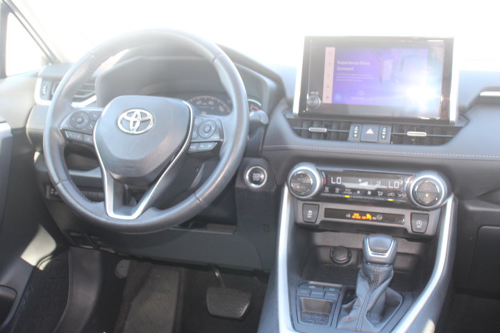 Used 2023 Toyota RAV4 XLE Premium FWD image 23