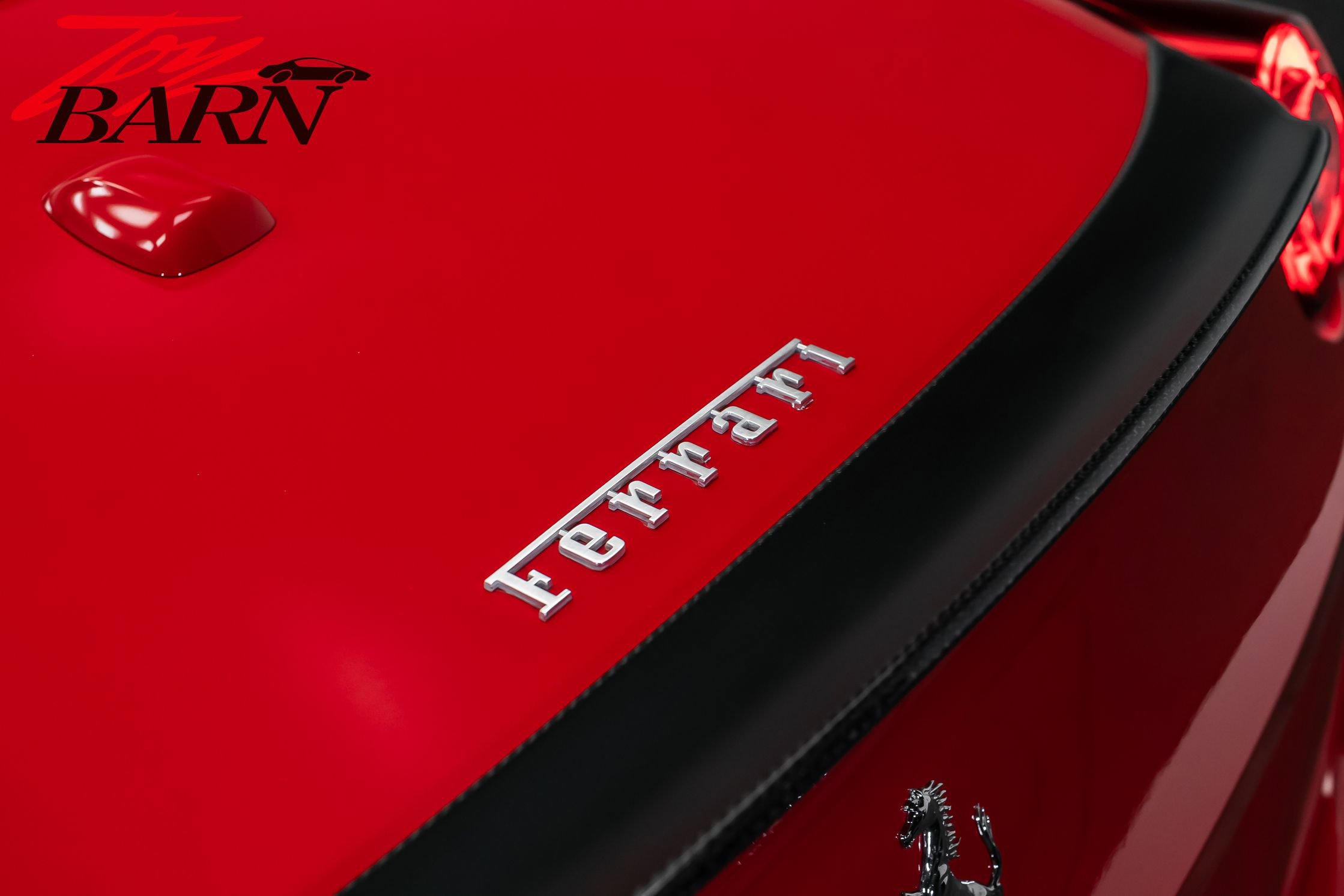 Used 2016 Ferrari California T RWD image 22