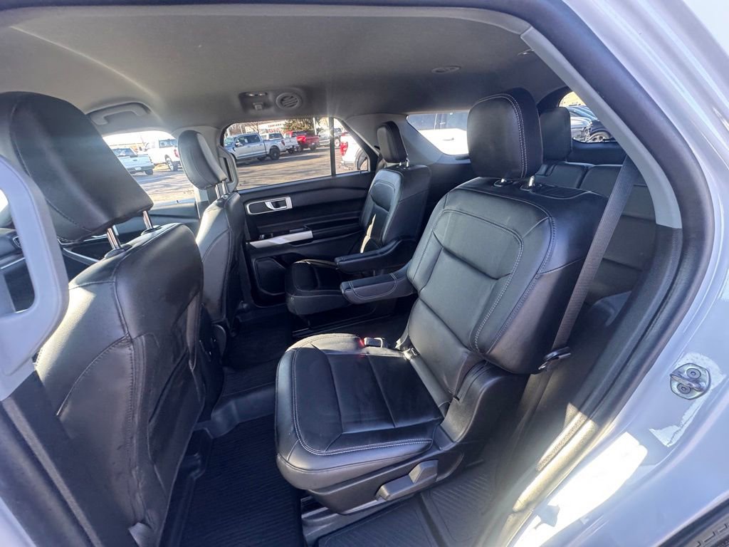 Certified 2023 Ford Explorer XLT w/ Equipment Group 202A image 11